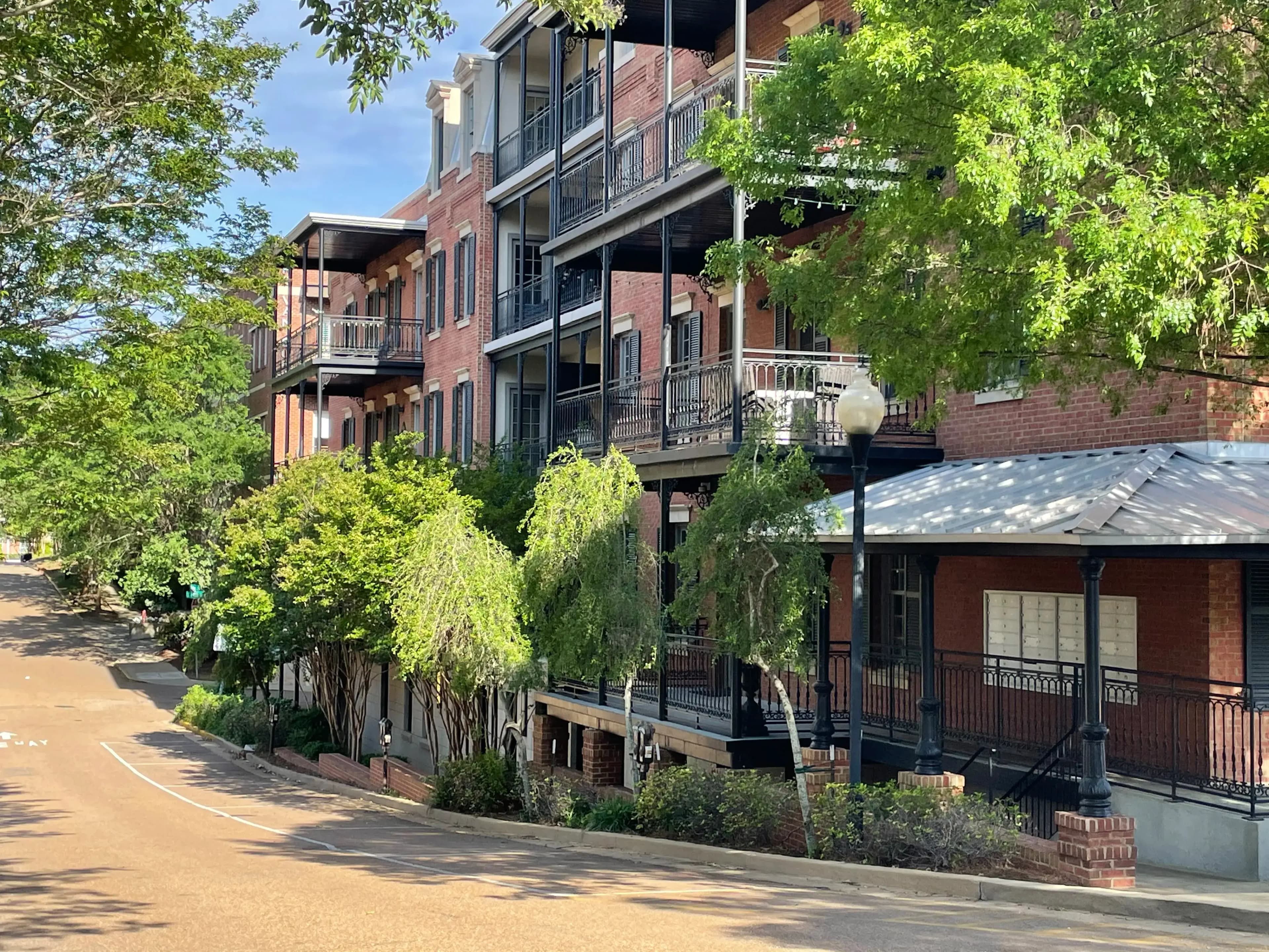 Street view of Oxford, Mississippi near the restaurant